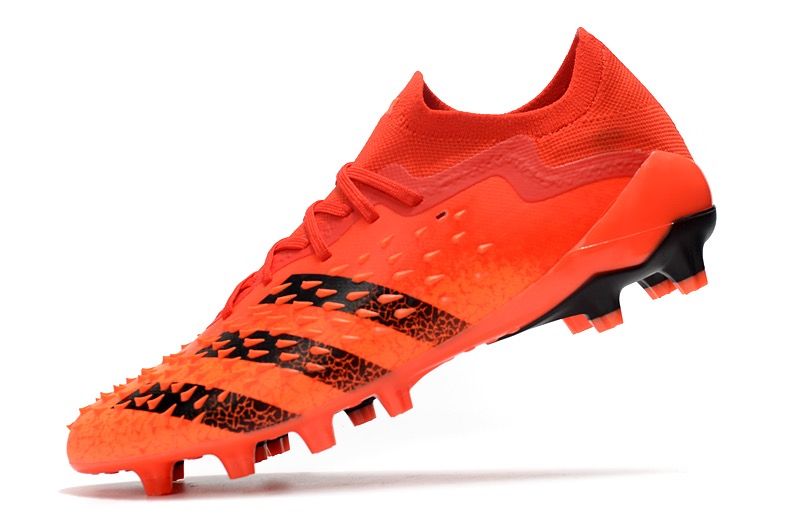 adidas predator com meteorite