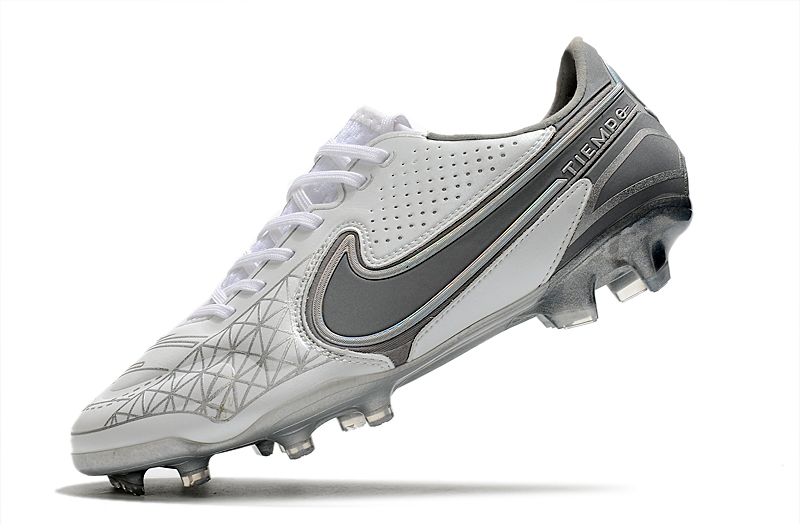 nike tiempo legend focus