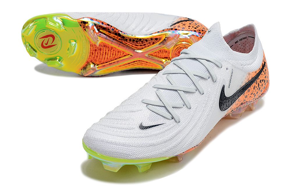 Nike safari cleats hotsell