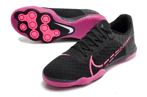 Nike React Gato IC Small Sided Soccer Cleats